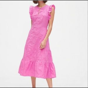 ⭐️NWT⭐️ Beautiful GAP flutter sleeve dress! Perfect for Spring!! 🌸🌷💐